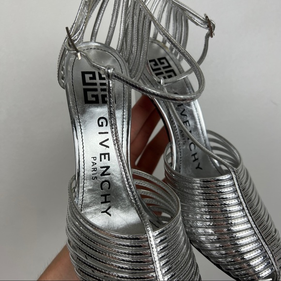 Givenchy Silver Metallic T-Strap Heeled Sandals - Picture 9 of 12